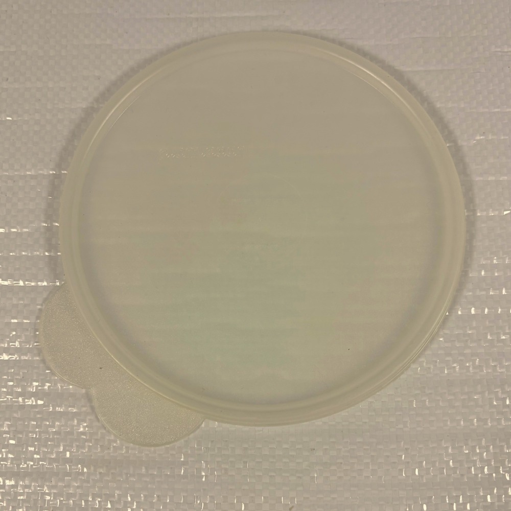 Tupperware Replacement Lid 2541A-13 Sheer White 6-3/8 Round Butterfly Tab